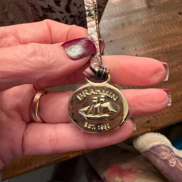 Brahmin NEW Elegant tan/mauve Patterned Tote Bag - Picture 7 of 11